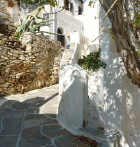 Wynajem samochodów na Port lotniczy Paros