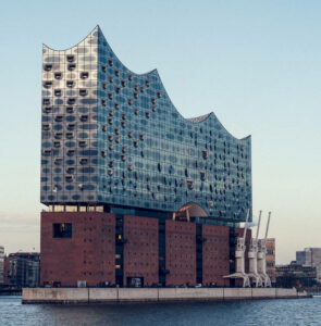 Wynajem samochodów na Port lotniczy Hamburg